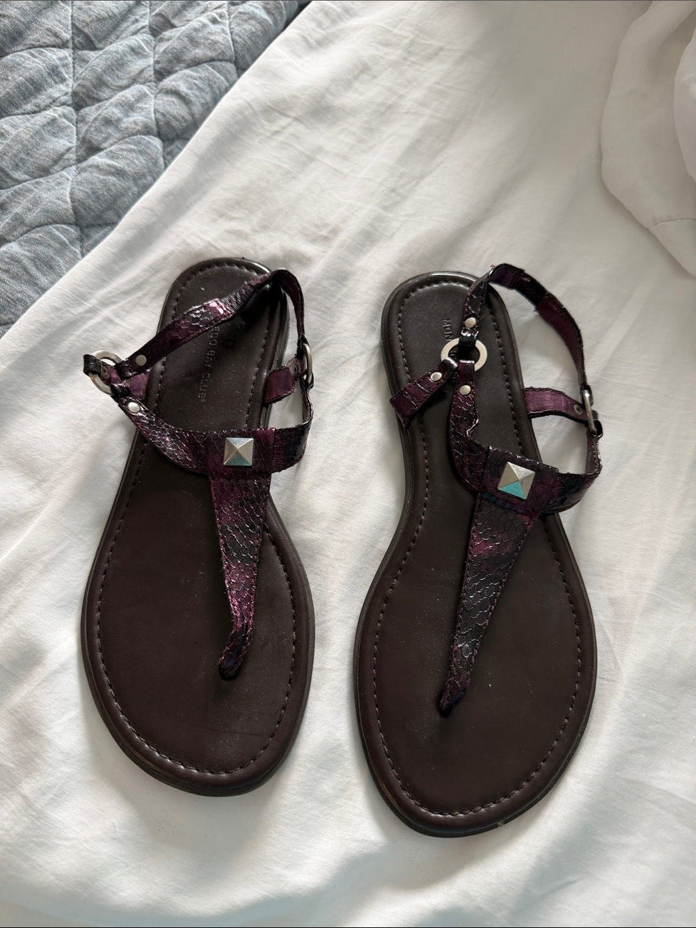 Montego Bay Club Metallic Plum T-Strap Sandals